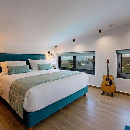 Vilă Exclusive Crete 4 Bedrooms Blue Lavish Interiors Infinity Pool Incredible Sea Views Terrace With Bbq Gym Rethymno *