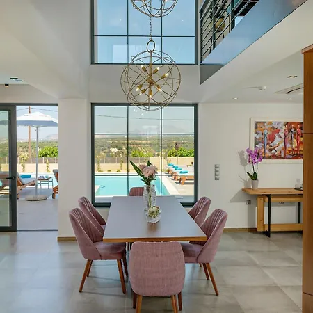 Exclusive Crete 4 Bedrooms Blue Lavish Interiors Infinity Pool Incredible Sea Views Terrace With Bbq Gym Rethymno Ádhele