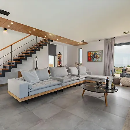 ヴィラ Exclusive Crete 4 Bedrooms Blue Lavish Interiors Infinity Pool Incredible Sea Views Terrace With Bbq Gym Rethymno Ádhele