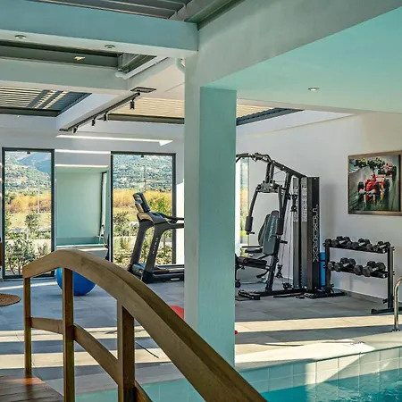 Exclusive Crete 4 Bedrooms Blue Lavish Interiors Infinity Pool Incredible Sea Views Terrace With Bbq Gym Rethymno